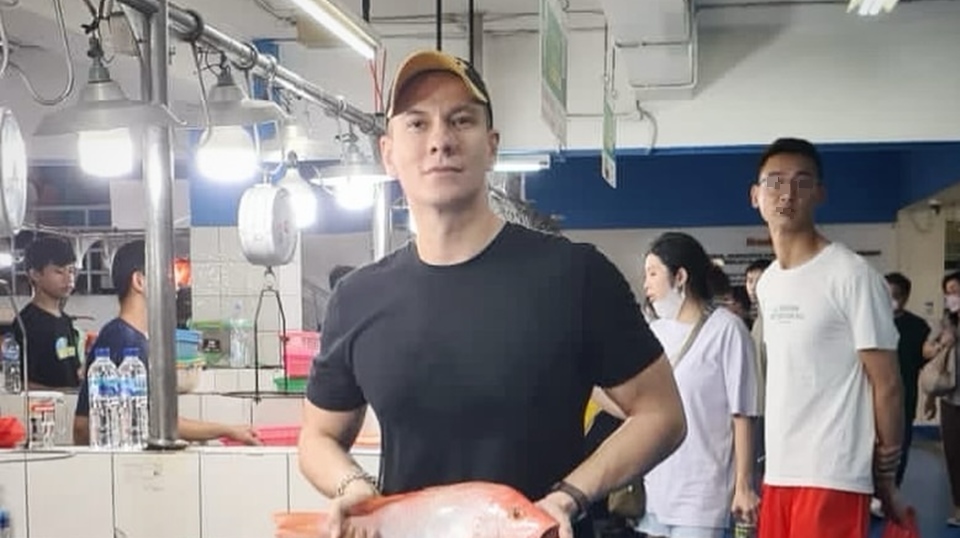 Bertrand Antolin Ngeluh TPS Belum Buka Gara-gara Banjir