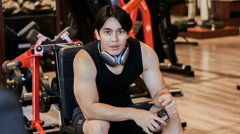 Dukung Timnas, Billy Syahputra Prediksi Skor Indonesia vs Uzbekistan 1-0