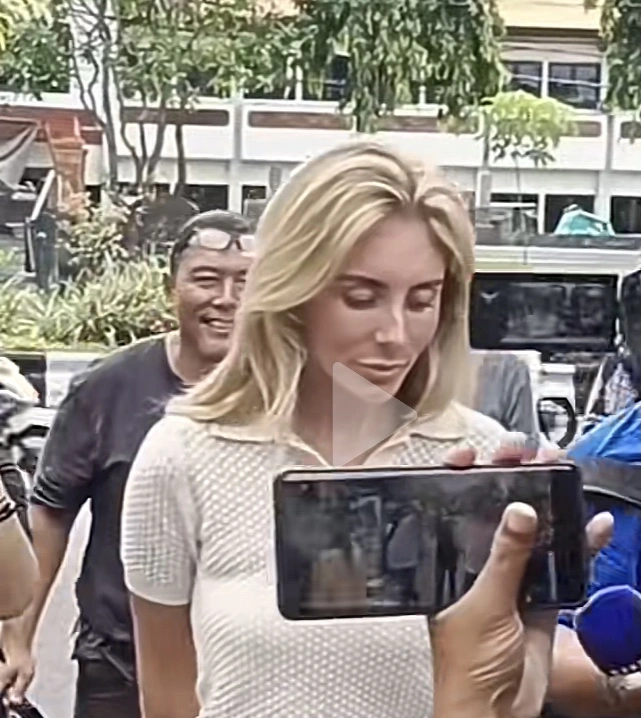 Bonnie Blue Saat Menuju Pengadilan Bali [Tiktok]