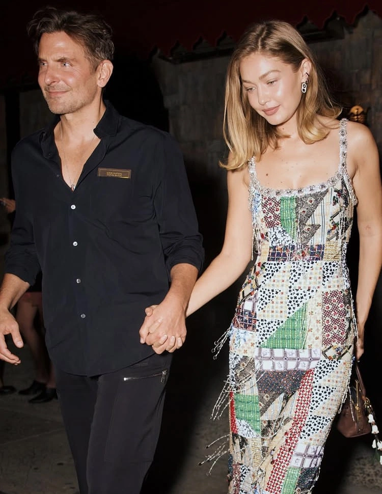 Bradley Cooper & Gigi Hadid Dalam Satu Acara [Instagram]