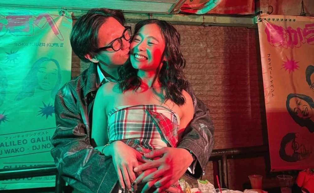 Lewat unggahan Instagram saat perayaan Halloween, Brandon mengumumkan kehamilan Dhika. [Instagram/@brandonsalim]