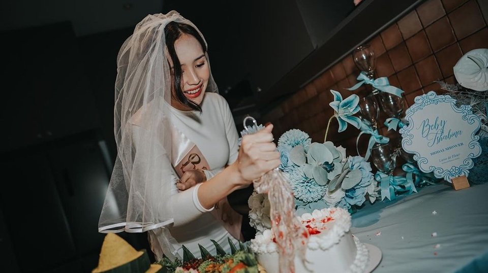 5 Potret Bridal Shower Beby Tsabina, Syifa Hadju Kok Gak Hadir?
