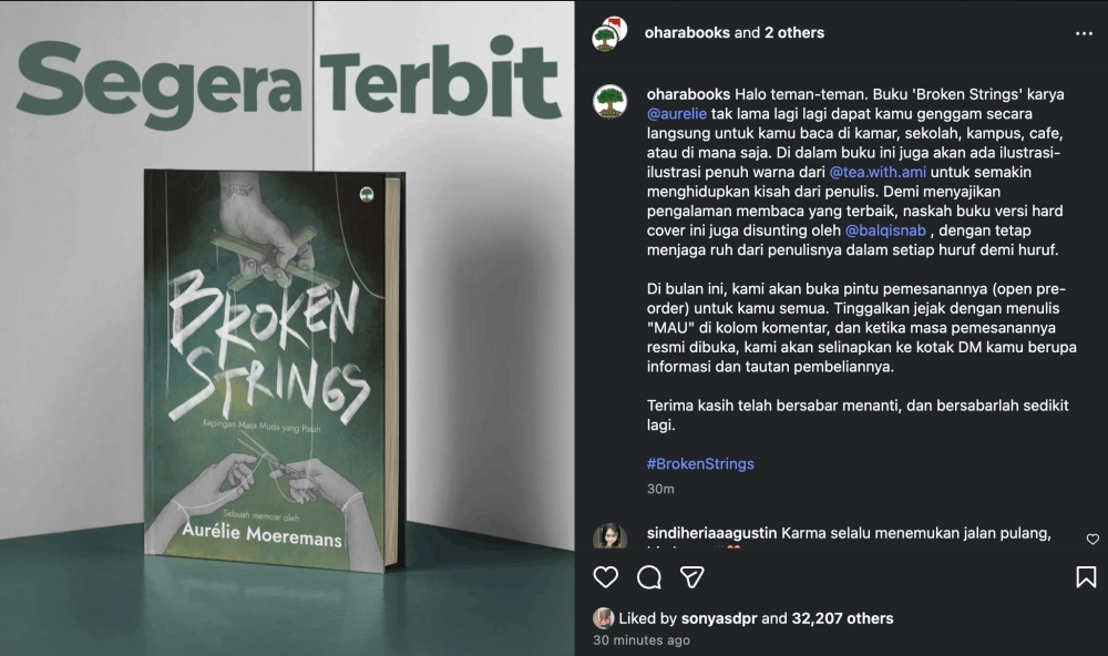 Buku Broken Strings versi fisik karya Aurelie Moeremans. [Instagram]