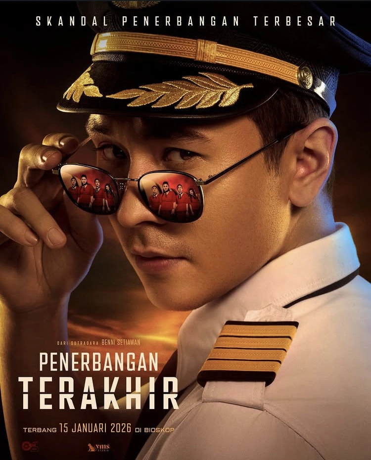 Captain Deva Pilot Playboy Dalam Film Penerbangan Terakhir [Instagram]