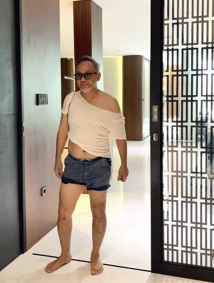 Cara Unik Indra Brasco Tegur Putrinya Yang Berbusana Terbuka [Instagram]