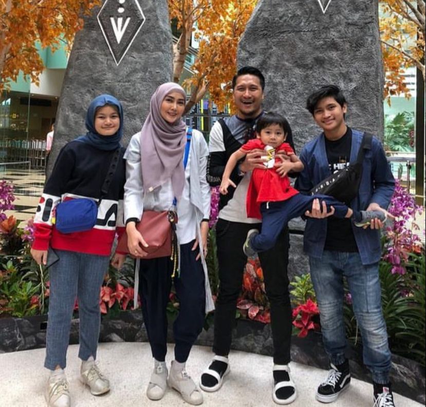 Dilakukan Gavin Daffa Anak Arie Untung dan Fenita Arie, Ini Bahaya Makan Mi Instan Tiap Hari