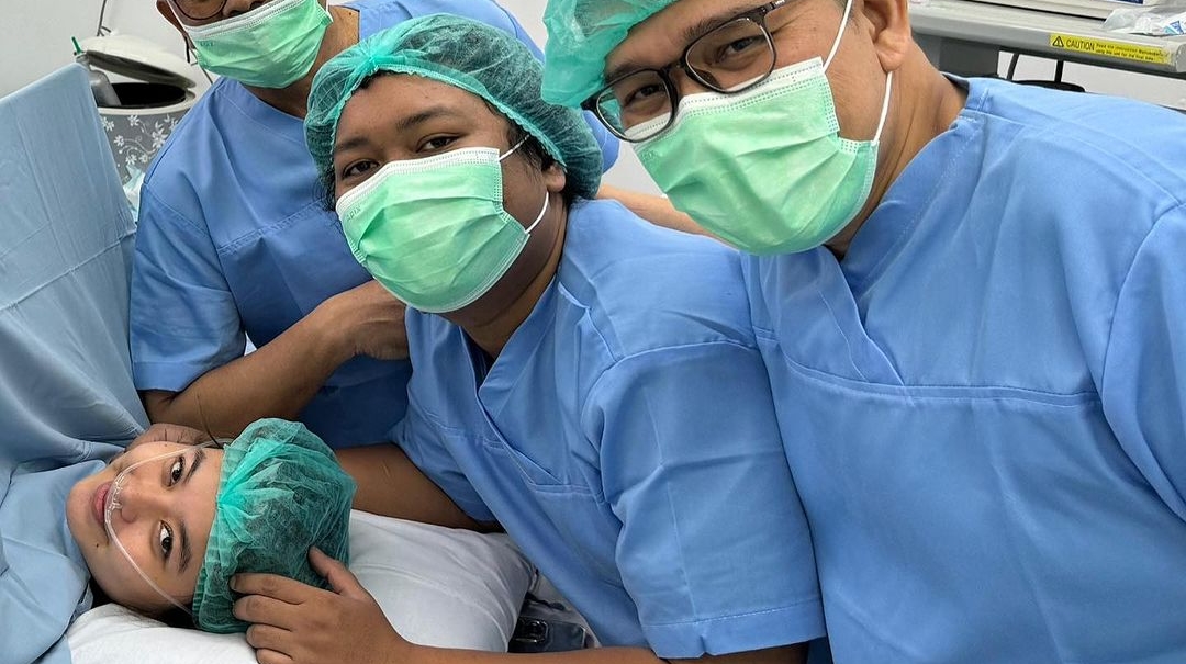 Istri Marshel Widianto Lahirkan Anak Kedua dalam Kondisi Prematur