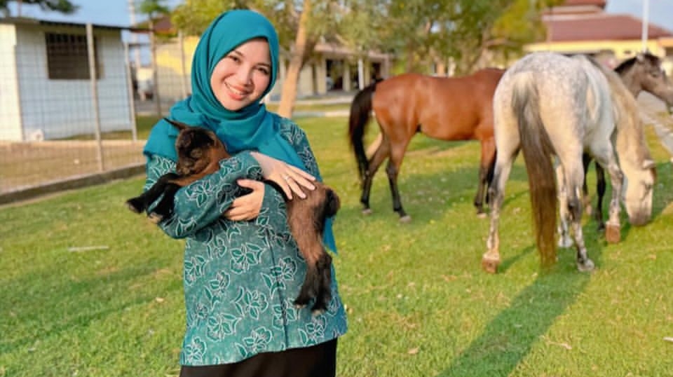 Chacha Frederica Ingatkan Hak Sopir Rental Mobil untuk Ibadah