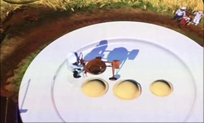 Chef Mini Sedang Memasak Di Piring Pembeli