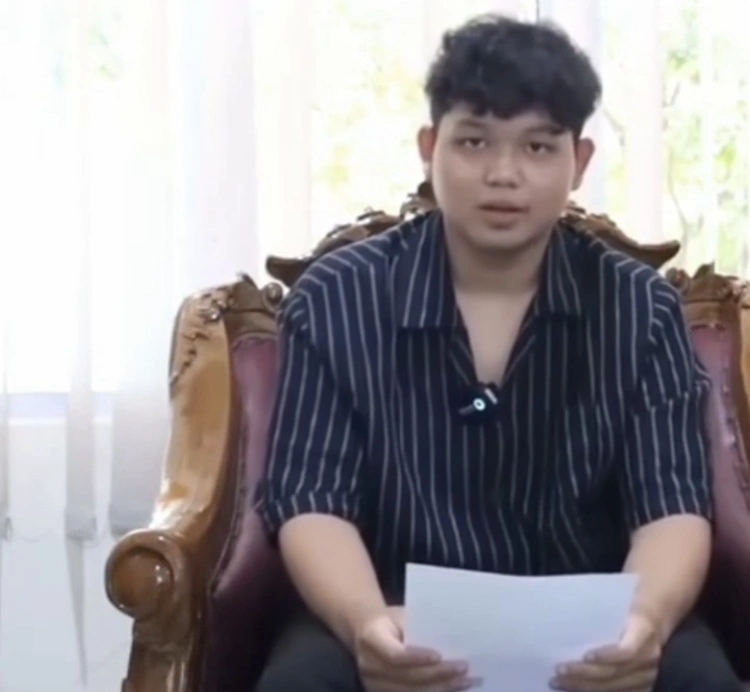 Chiko Alumni Sman 11 Semarang Sekaligus Mahasiswa Undip Pembuat Konten Video Skandal Smanse (Instagram)