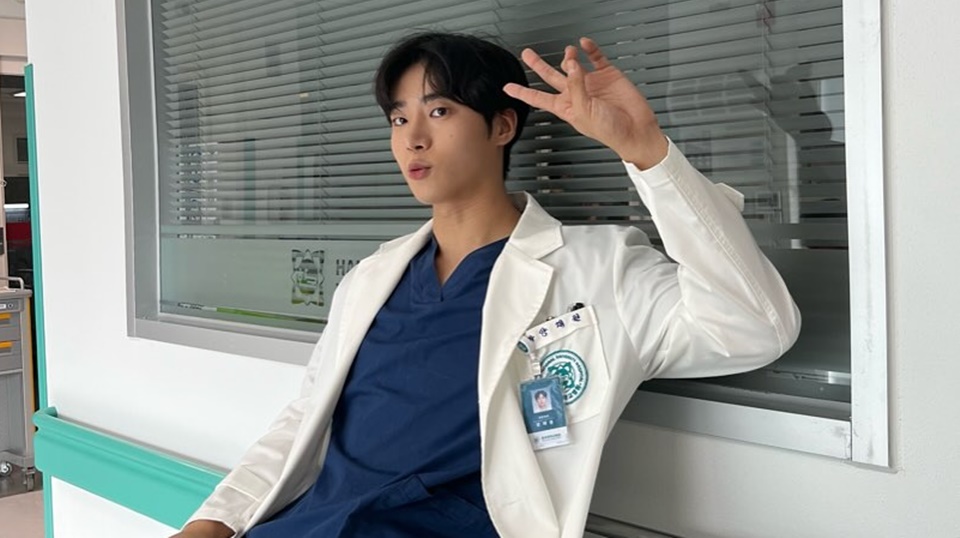 Choo Young Woo Malah Kena Kontroversi Padahal Sedang Naik Daun