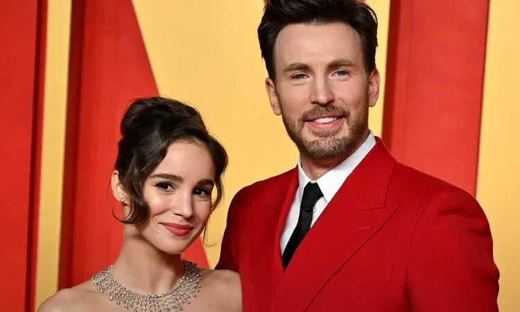 Christ Evans Dan Alba People