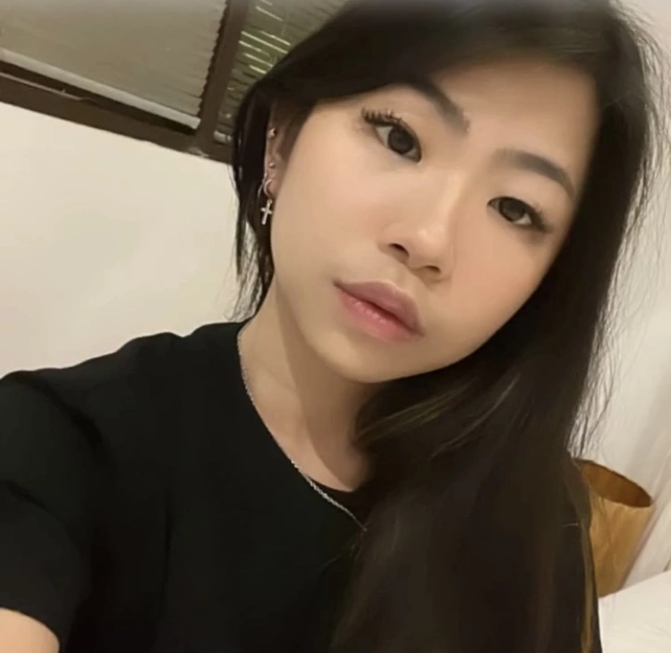 Cynthia Dewi Asisten Pribadi Reza Arap [Instagram]