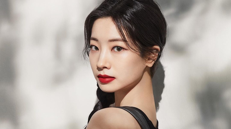 Dahyun TWICE Bakal Debut Akting di Film yang Dibintangi Ha Seok Jin