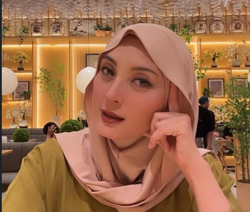 Della Puspita Instagram