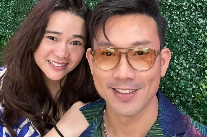 Denny Sumargo Dan Istri [sumber: Instagram Sumargodenny]