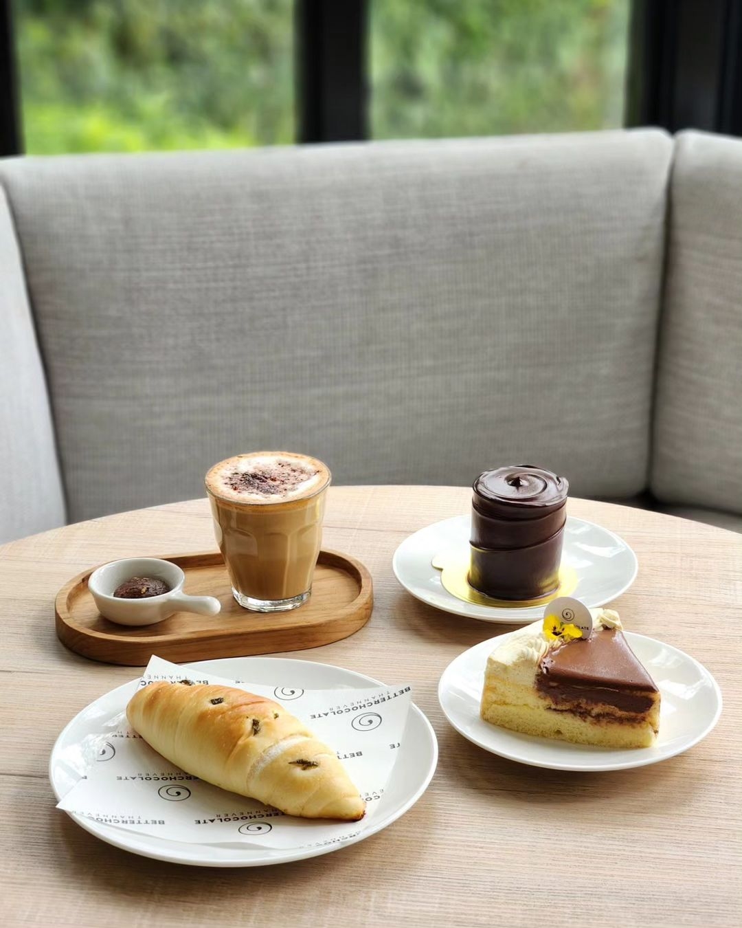 3 Rekomendasi Kafe Dessert di Jaksel, Mulai Kue Cokelat hingga Waffle