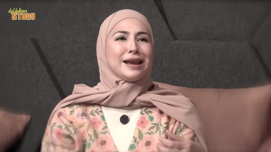 Deswita Maharani Ceritakan Ferry Maryadi Hampir Meninggal Dunia cc: YouTube Dehakims Story