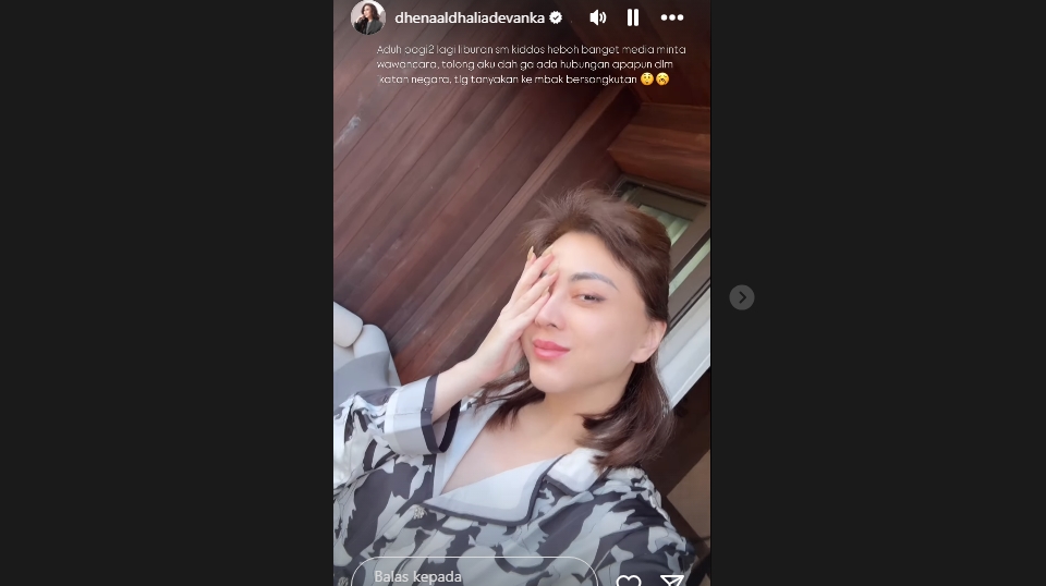 Dhena Devanka Diduga Sindir Ririn Dwi Ariyanti (Instagram/@dhenaaldhaliadevanka)