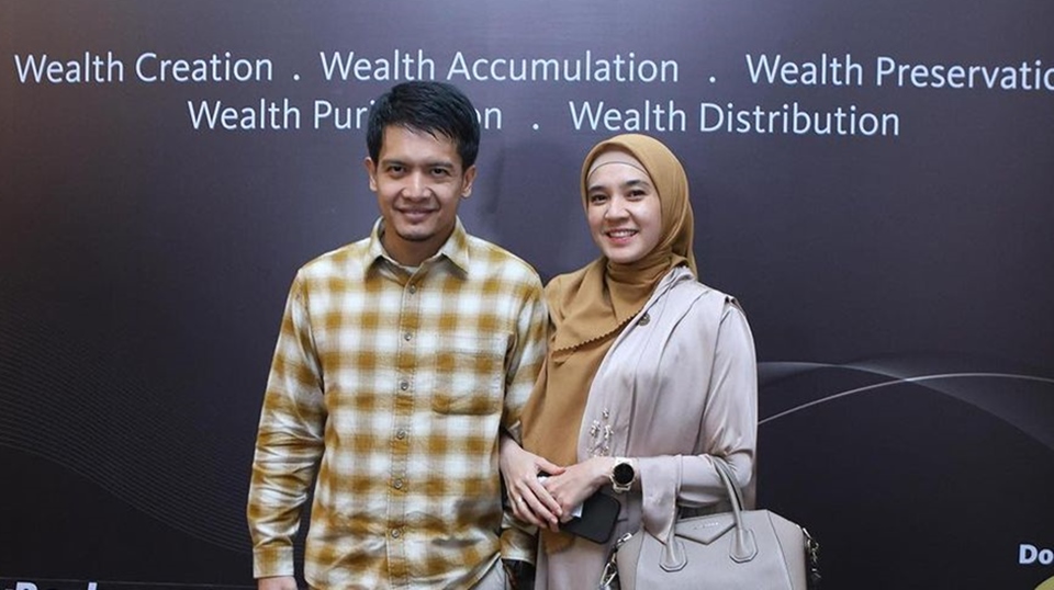 Dimas Seto Posting Video Dhini Aminarti Diduga Hamil, Netizen Tergocek Karena Ini