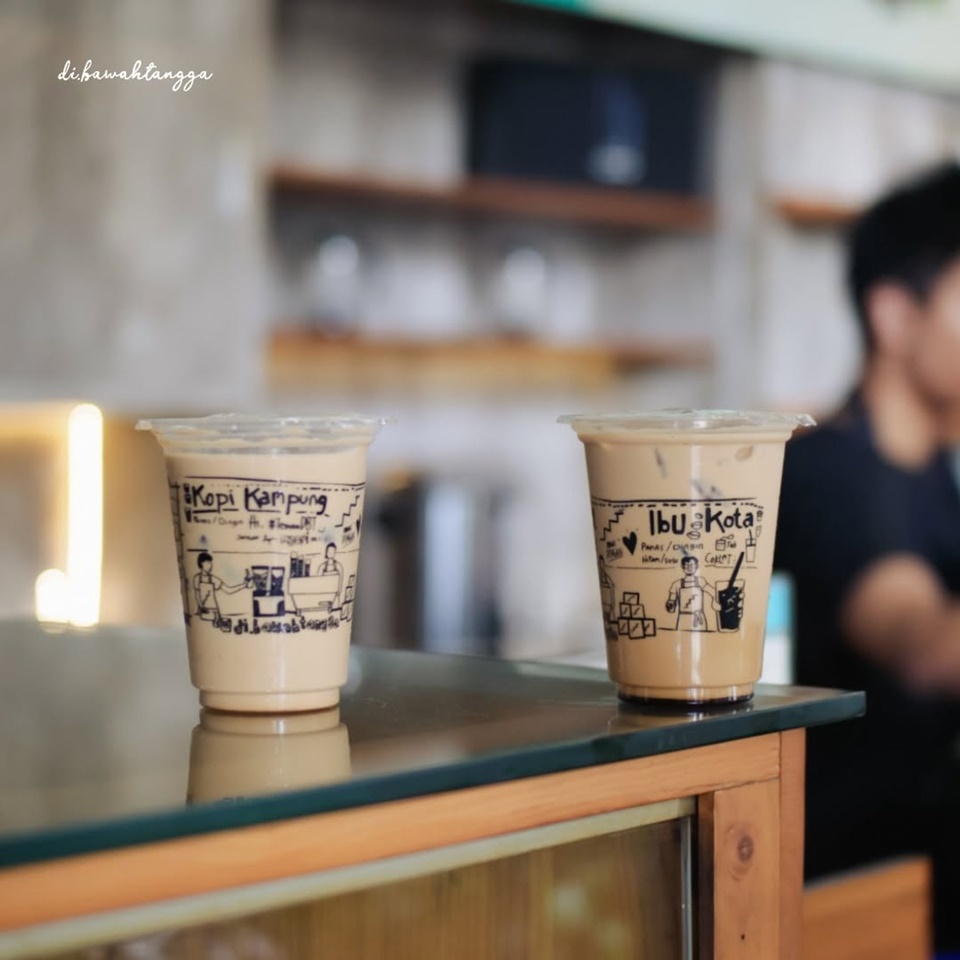 Dibawahtangga Kafe Milik Nino Fernandez [Instagram]