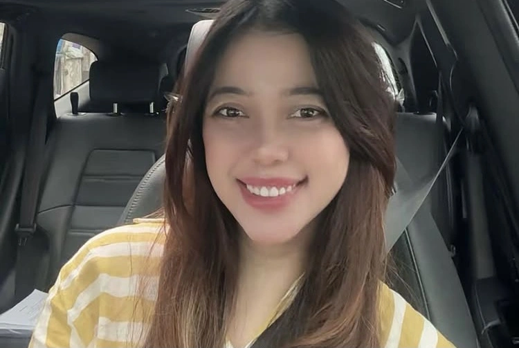 Drg Kamelia [sumber: Instagram]