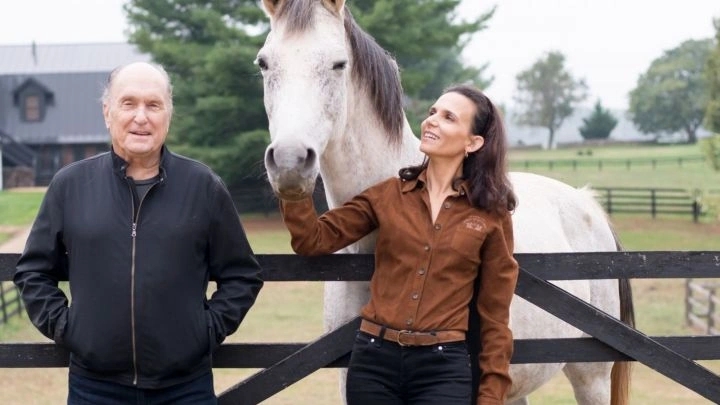 Robert Duvall dan istri. (Facebook)