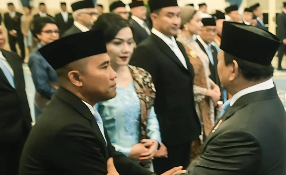 Eddy Hartono dan Friderica Widyasari Dewi bersama Prabowo. [Instagram]
