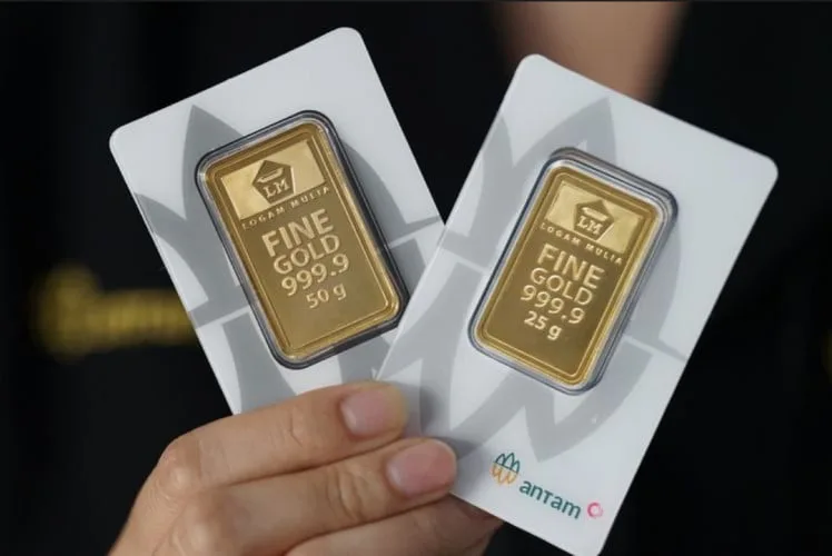 Harga Emas Hari Ini Makin Melejit! Naik Rp18.000 dan Tembus Rp2,06 Juta per Gram