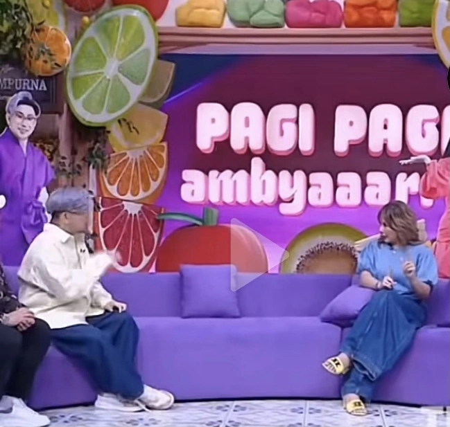 Emma Warokka Dalam Pagi Pagi Ambyar 1 (Tiktok)