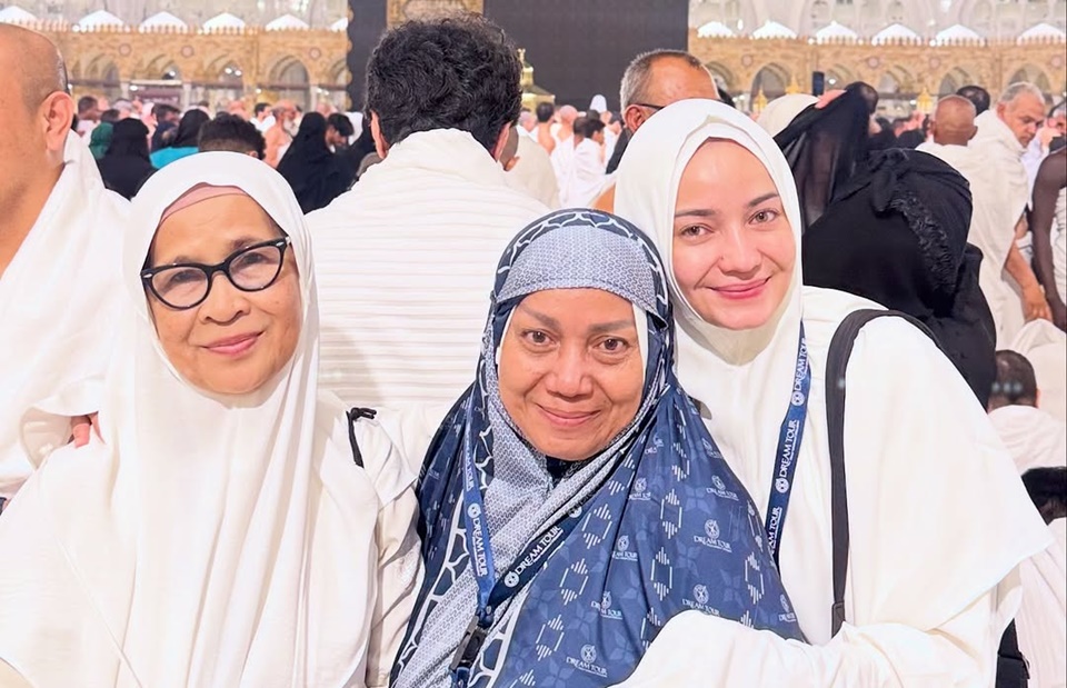Enzy Storia Umrah di Bulan Ramadan [Instagram]
