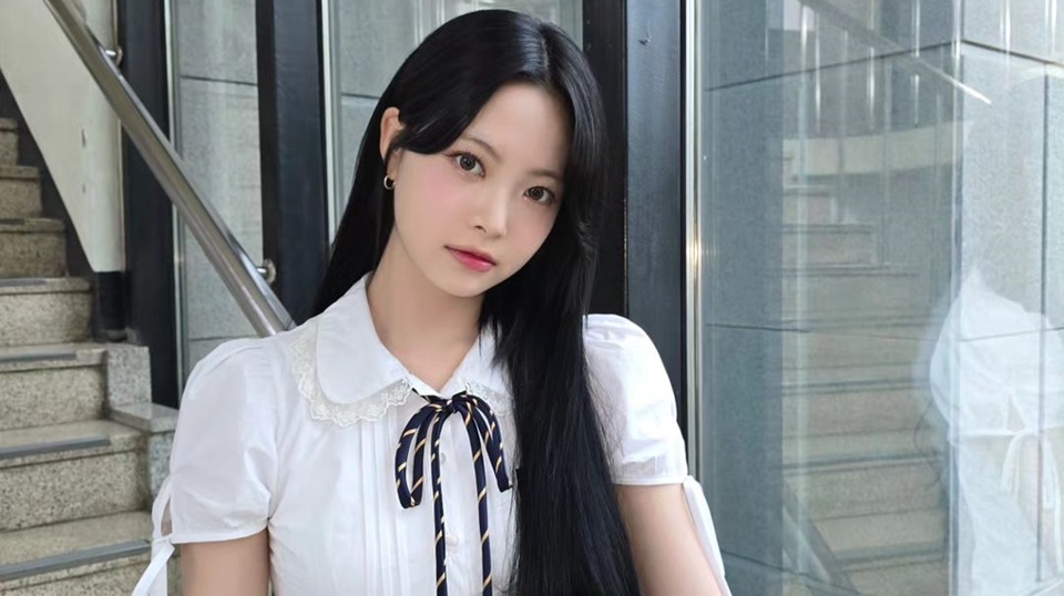 Eunchae LE SSERAFIM Gak Sengaja Posting Foto Rokok Elektrik?