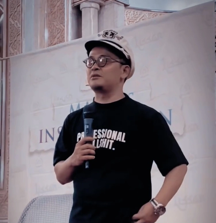 Evie Effendi Saat Ceramah 1