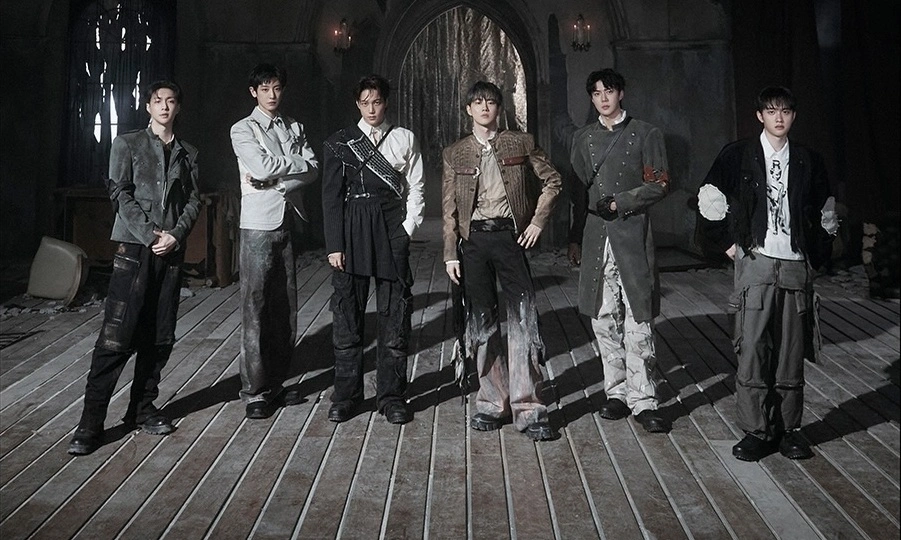 EXO siap menggelar tur dunia lagi setelah 7 tahun. (Instagram/@weareone.exo)