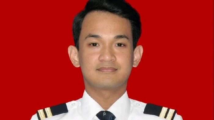 Farhan Gunawan Co Pilot Pesawat Atr 42 500 Belum Ditemukan sumber: Linkedin]
