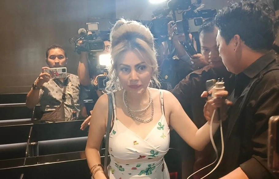 Febby Carol ungkap acara pernikahan Virgoun yang tertutup. [Indopop/Selvianus Kopong Basar]