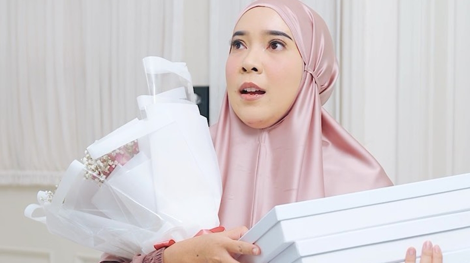 Fitrop Kenang Momen Minta Izin Berhijab, Respons Suami Sweet Abis