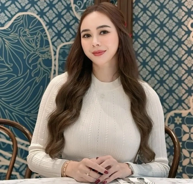 Foto Aura Kasih 1 [Instagram]