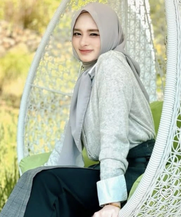 Foto Inara Rusli 1 (Instagram)