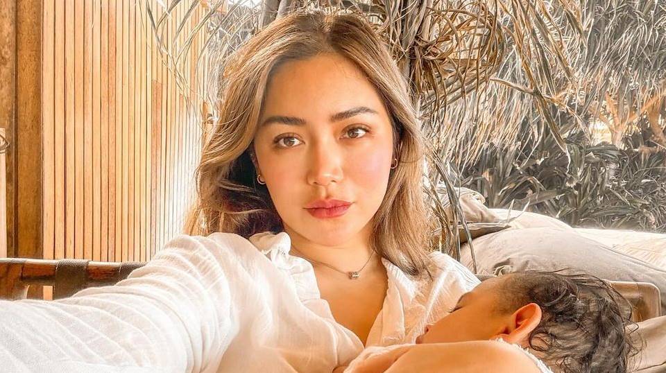 Jessica Iskandar Alami Kehamilan Lebih Berat daripada 2 Anak Sebelumnya