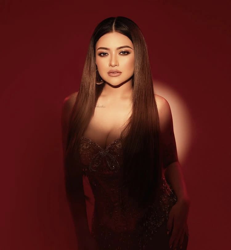 Foto Natalie Holscher 1 [Instagram]