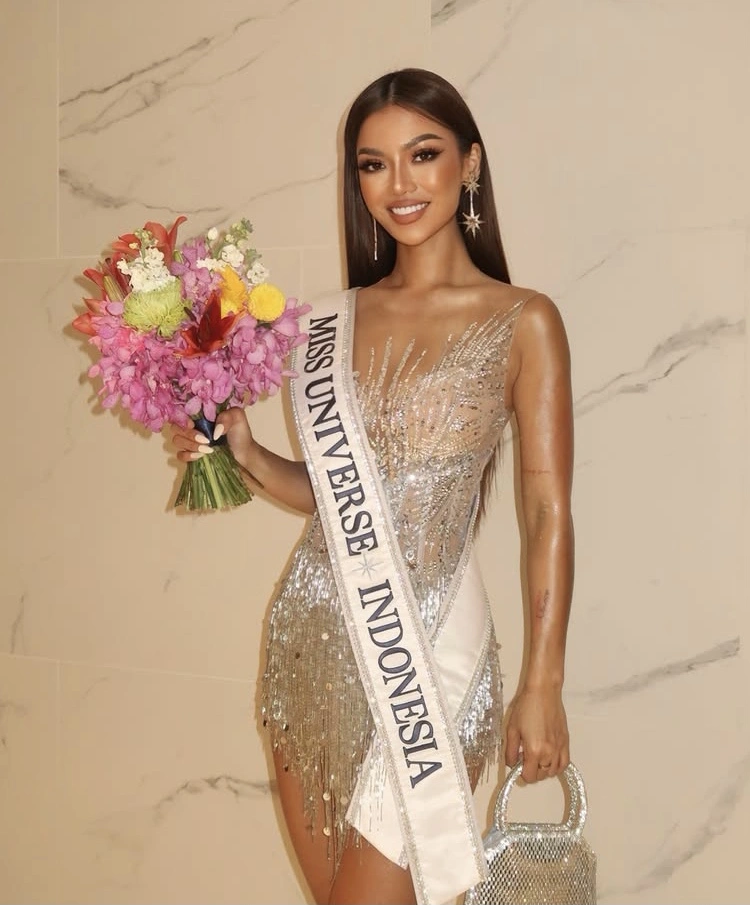 Foto Sanly Liu 1 (Instagram)