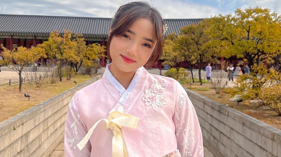 Giliran Tim Thariq Halilintar Diduga Sindir Fuji soal Lupa Bawakan Baju ke Acara Ganjar Pranowo