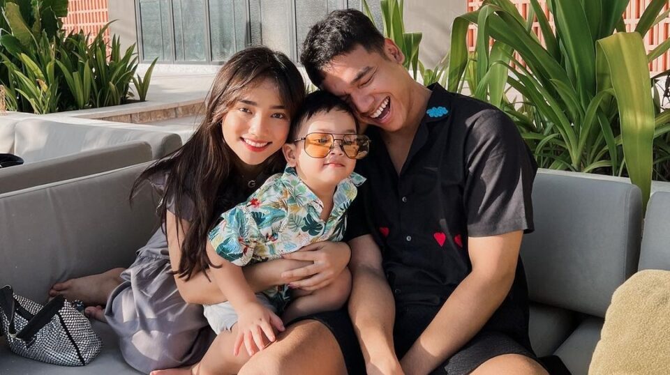 White Rock Beach Club Bali, Lokasi Fuji dan Fadly Faisal Ajak Gala Sky Liburan Tahun Baru