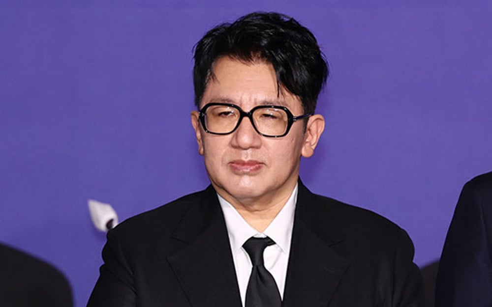 Bang Si Hyuk Diduga Perkaya Diri Sendiri Lewat Penipuan, Polisi Ajukan Surat Geledah HYBE