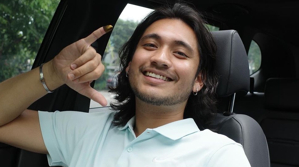 Ketampanan hingga Bau Badan Giorgino Abraham jadi Pembicaraan Desta cs