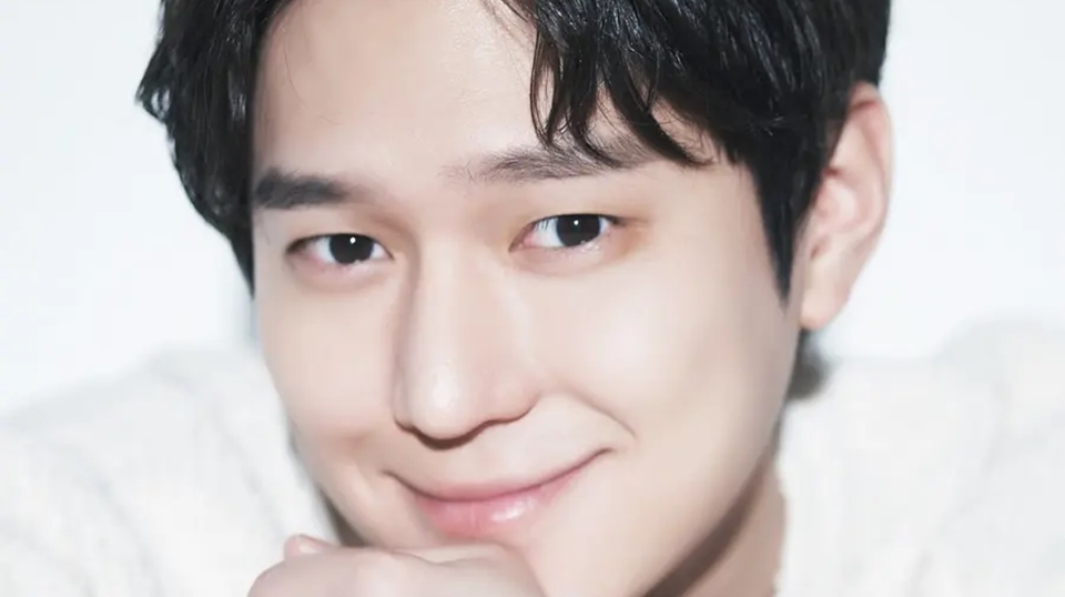 Go Kyung Pyo Dituding Bikin Foto Cabul di Photo Box, Agensi Ambil Sikap Tegas