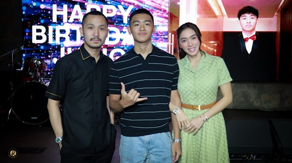 Angel Karamoy dan Putranya bareng Gusti Ega [Instagram]