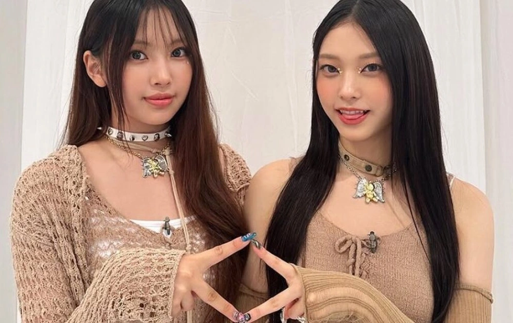 ADOR telah mengumumkan kembalinya Haerin dan Hyein ke agensi. [Instagram]