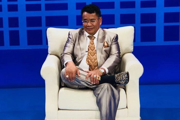 Hotman Paris [sumber: Instagram Hotmanparisofficial]